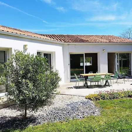 Calme Spacieuse Pensee Pour10 Proche Villa